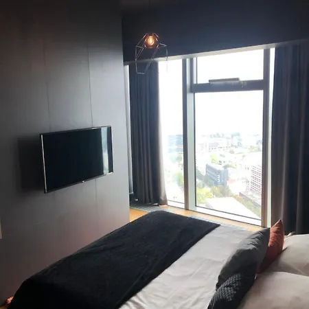 Platinium Sky Tower * Vratislav
